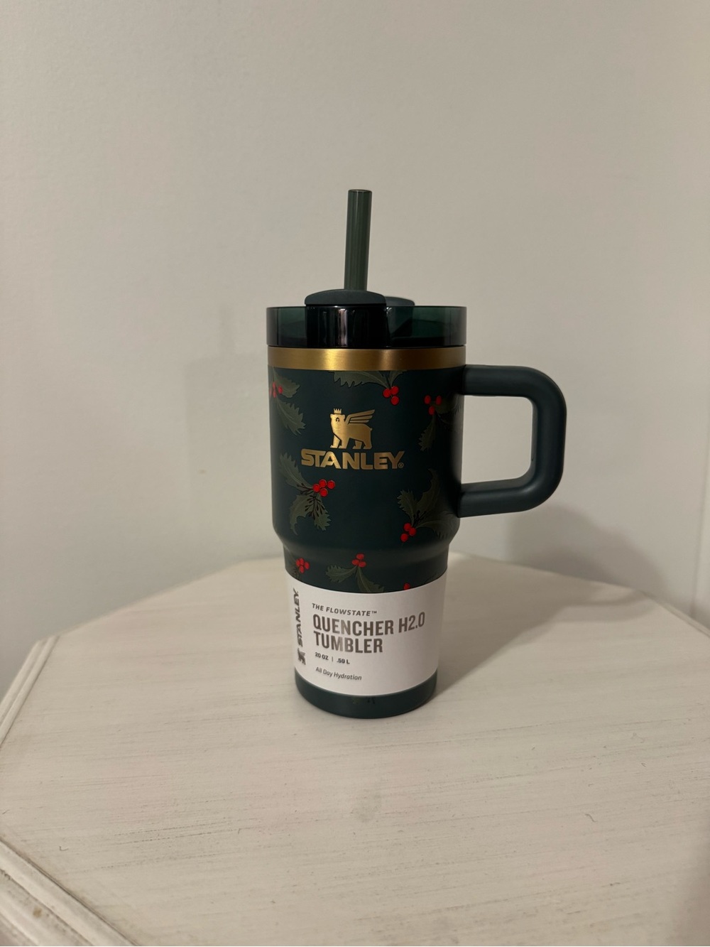 Stanley Green Holiday Quencher Tumbler with Gold Accents